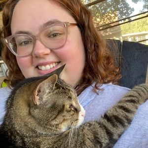 Meet your Posher, Abby